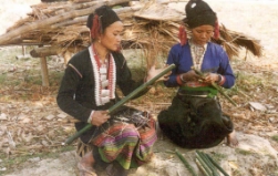 Volkstanz der Kho Mu – ein einzigartiger Tanz